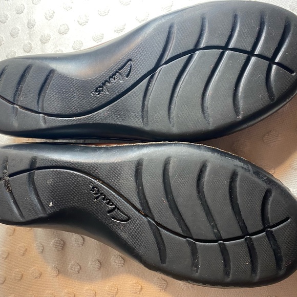 CLARKS COLLECTION Women's Brown Multi Leather Ashland Bubble Slip-On Loafers - Picture 9 of 16